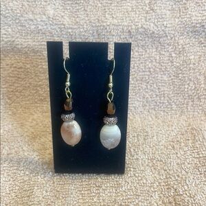 Elegant Gold and Brown Dangle Earrings